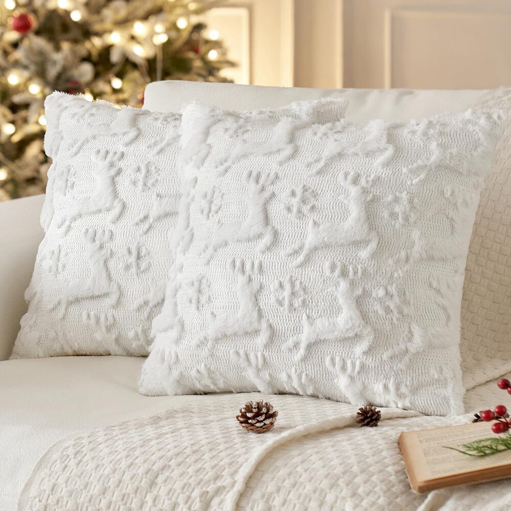 8570 Christmas Reindeer and Snowflakes Pillow Covers 20x20 Inch Pure White